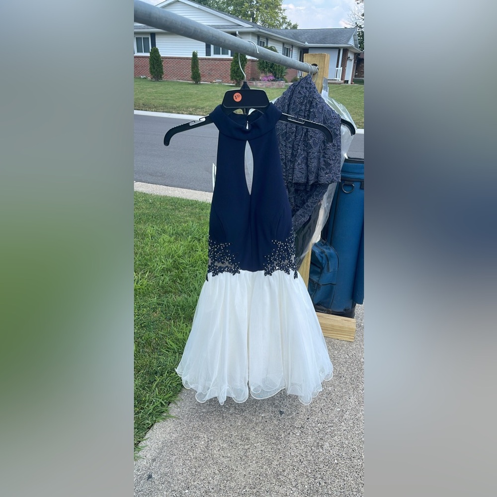 Elegant Navy and White Homecoming Dress